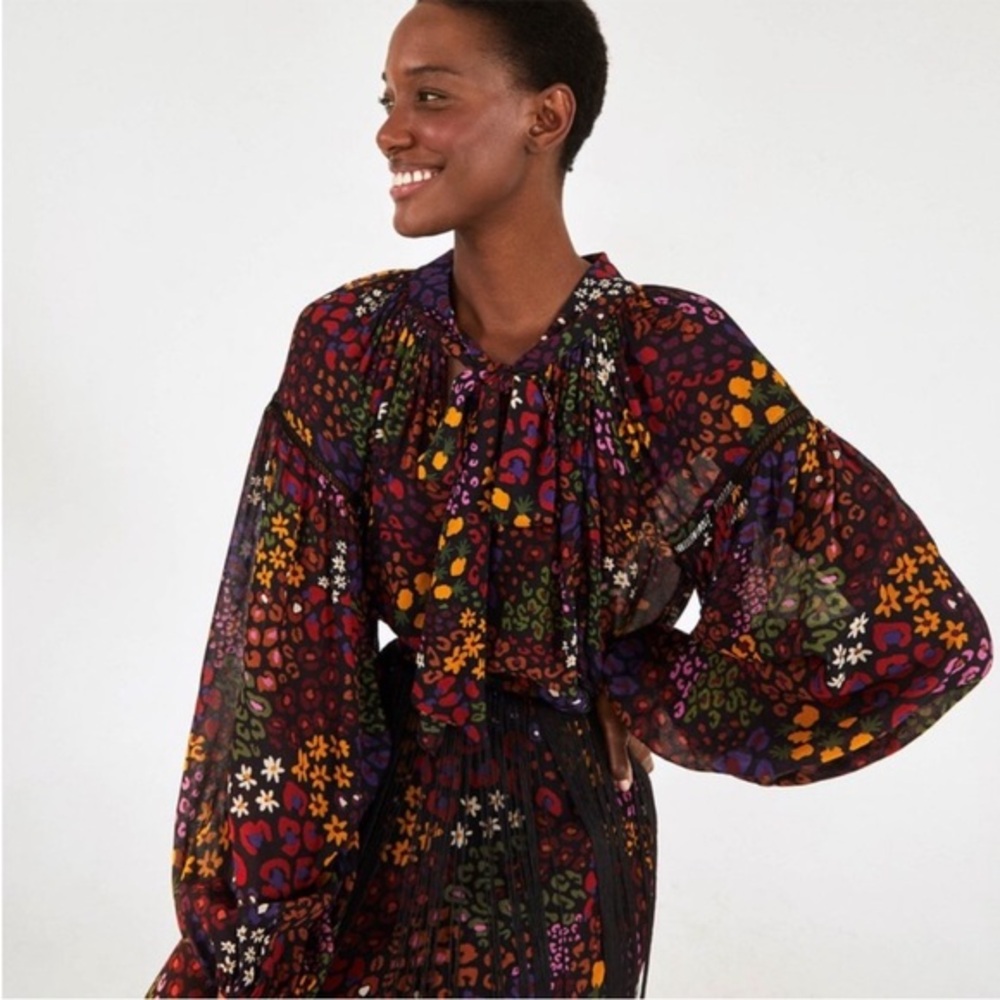FARM Rio Vibrant Patterned Wild Mix Fringe Animal Print Blouse Top Shirt